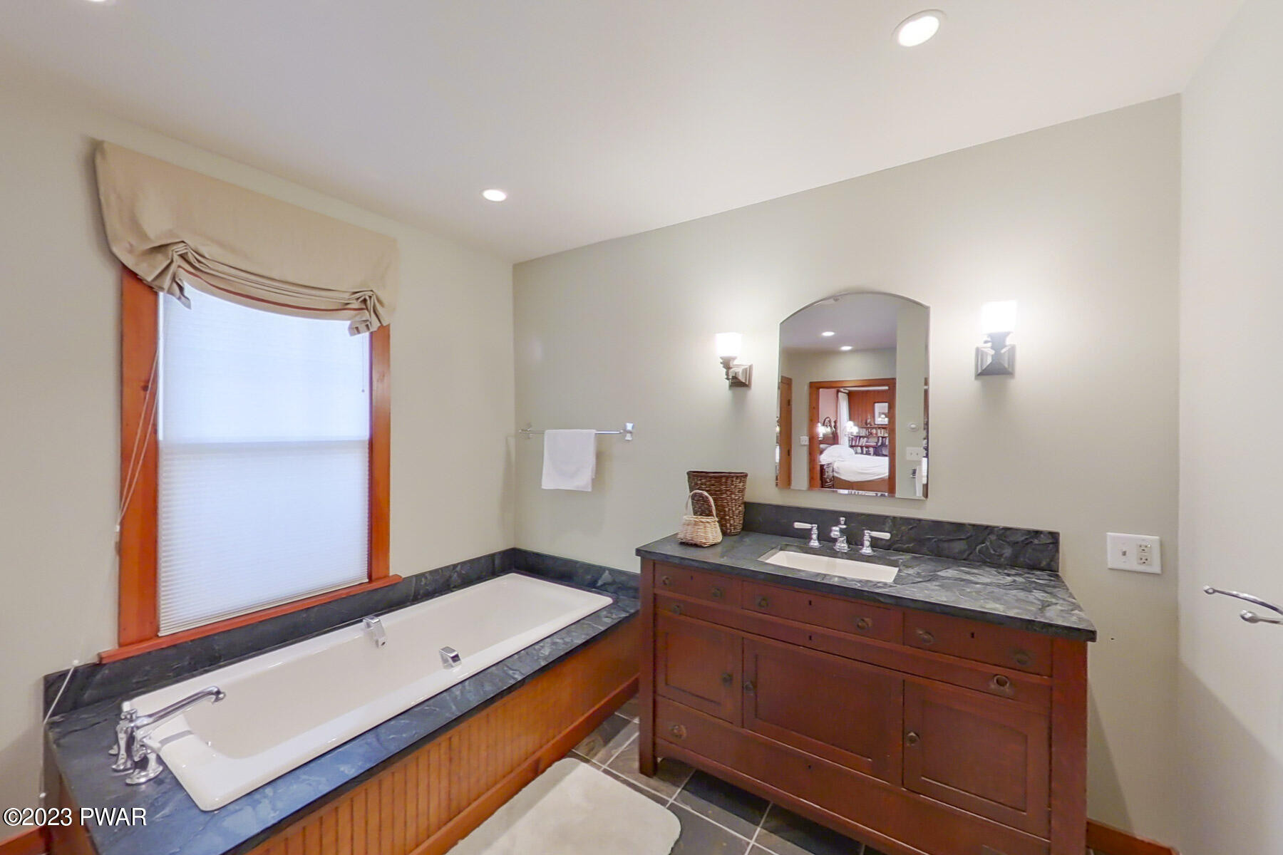 730 Raymondskill Road Milford, PA 18337 - Photo 19 of 54 23 Primary Bedroom Full Bath