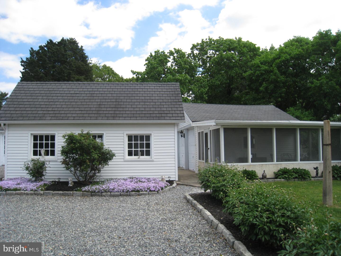 511 Chestnut Avenue Lindenwold, NJ 08021 - Photo 4 of 25 Gallery Image 4