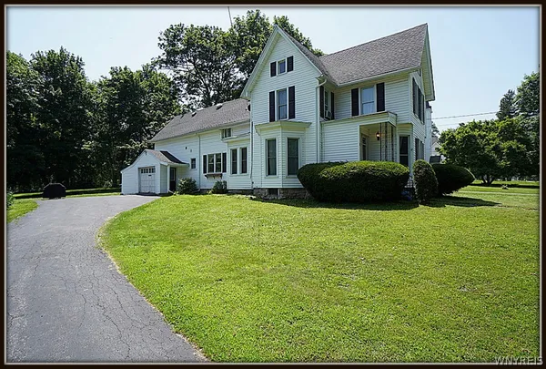 $225,000 | 12 West Main Street, Pembroke, NY 14036