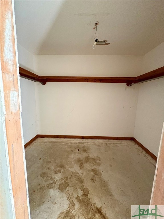 421 Long Acre Road Rincon, GA 31326 - Photo 15 of 20 Master closet