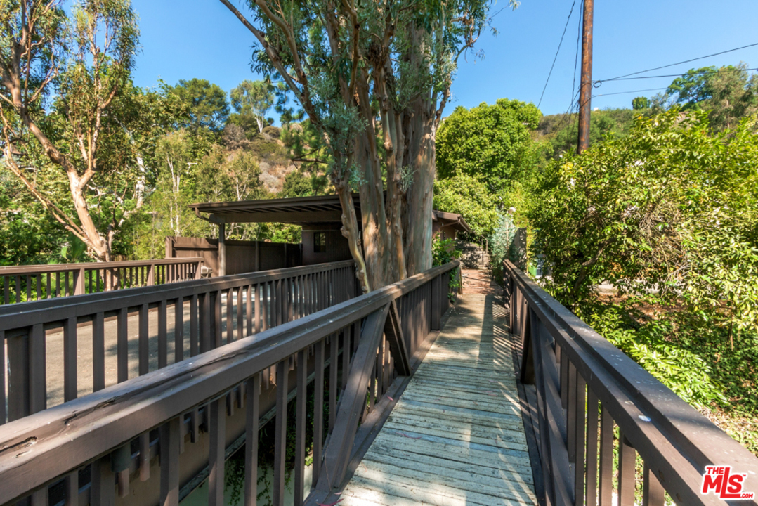 521 East Channel Road Santa Monica, CA 90402 - Photo 1 of 1 Gallery Image 1