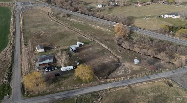 $744,900 | 2110 East 3950 North, Filer, ID 83328