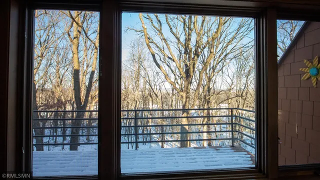 $359,000 | 619 Woodhaven Court Northeast, Rochester, MN 55906