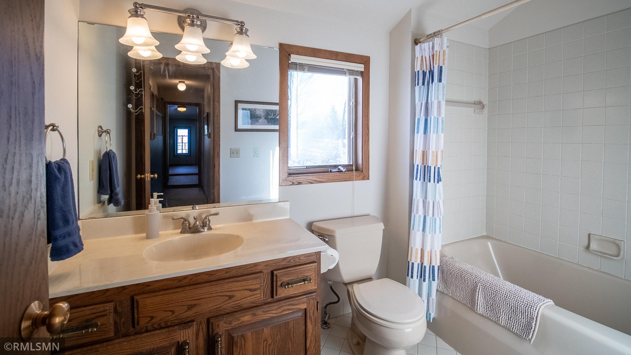 619 Woodhaven Court Northeast Rochester, MN 55906 - Photo 21 of 40