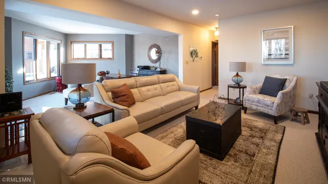 $359,000 | 619 Woodhaven Court Northeast, Rochester, MN 55906