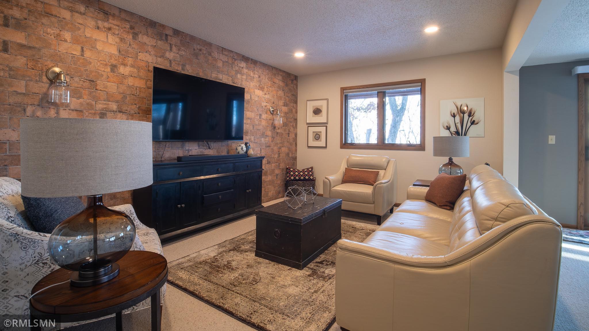 619 Woodhaven Court Northeast Rochester, MN 55906 - Photo 25 of 40