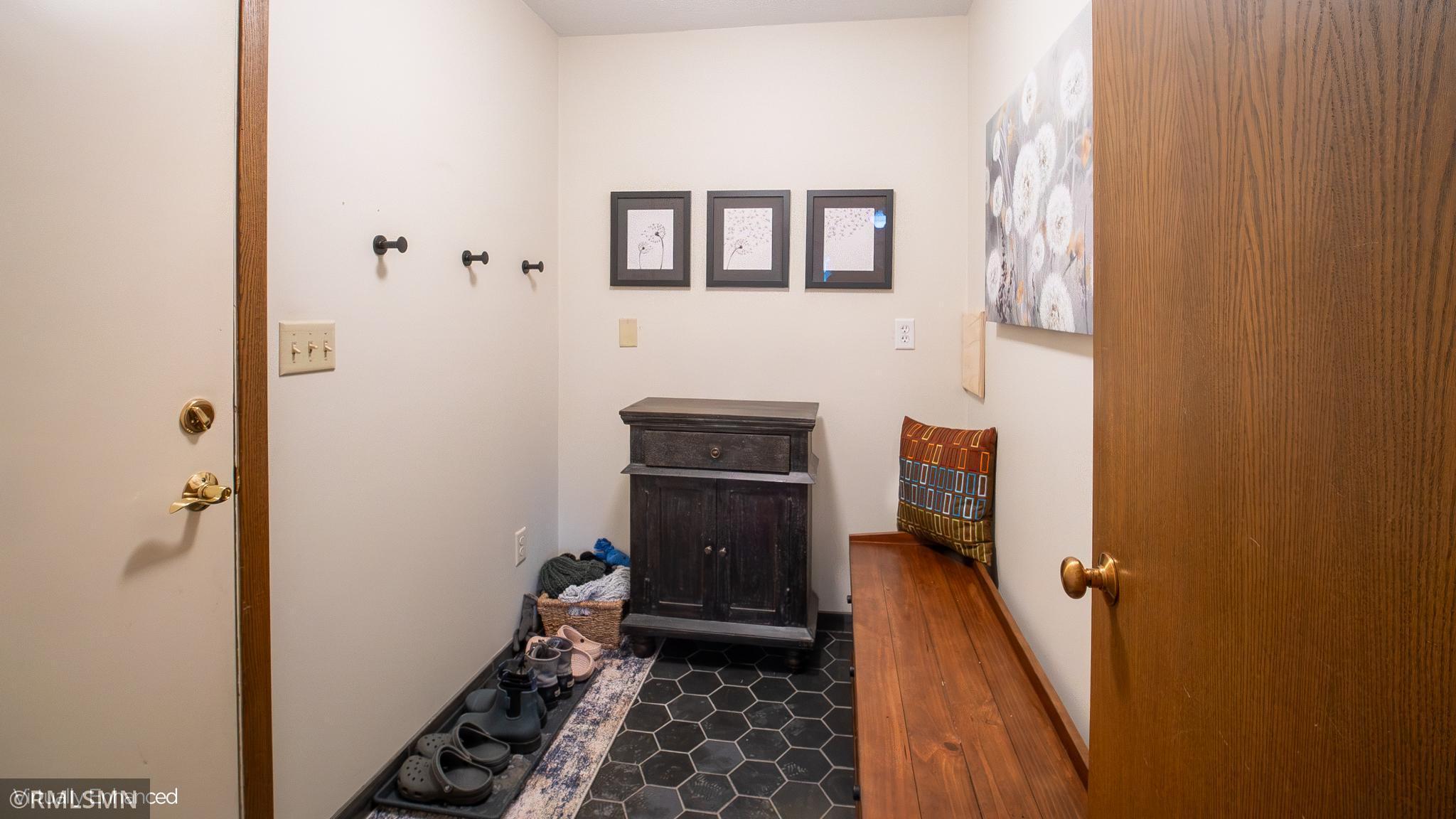 619 Woodhaven Court Northeast Rochester, MN 55906 - Photo 33 of 40