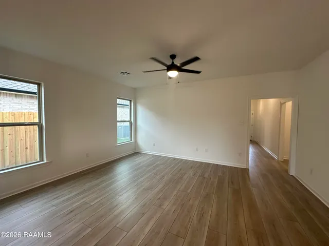 $2,100 | 227 Wakely Court, Lafayette, LA 70506