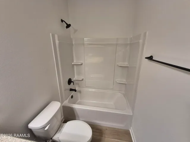 $2,100 | 227 Wakely Court, Lafayette, LA 70506