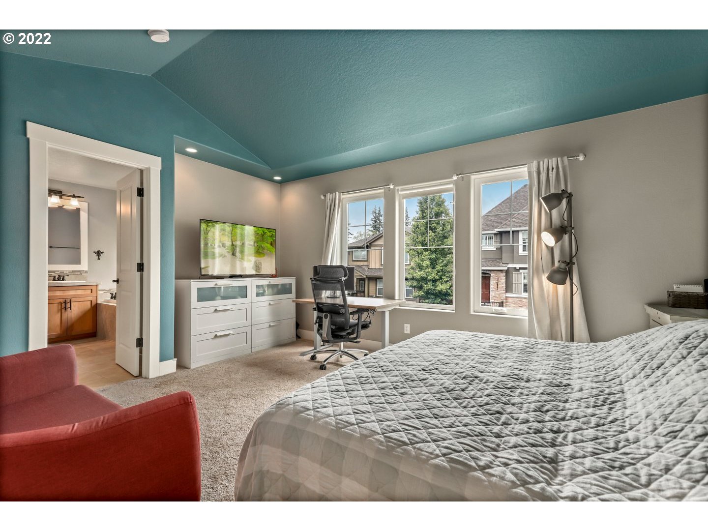 14336 Southwest Rancher Lane Beaverton, OR 97008 - Photo 20 of 32 Gallery Image 20