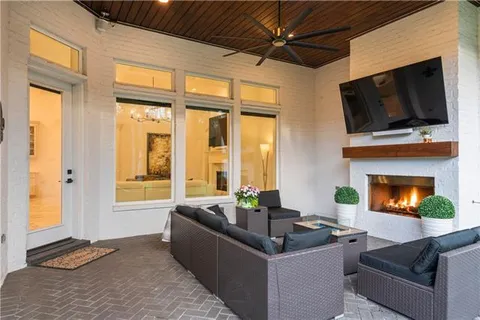 $1,249,000 | 610 Millikens Bend, Covington, LA 70433