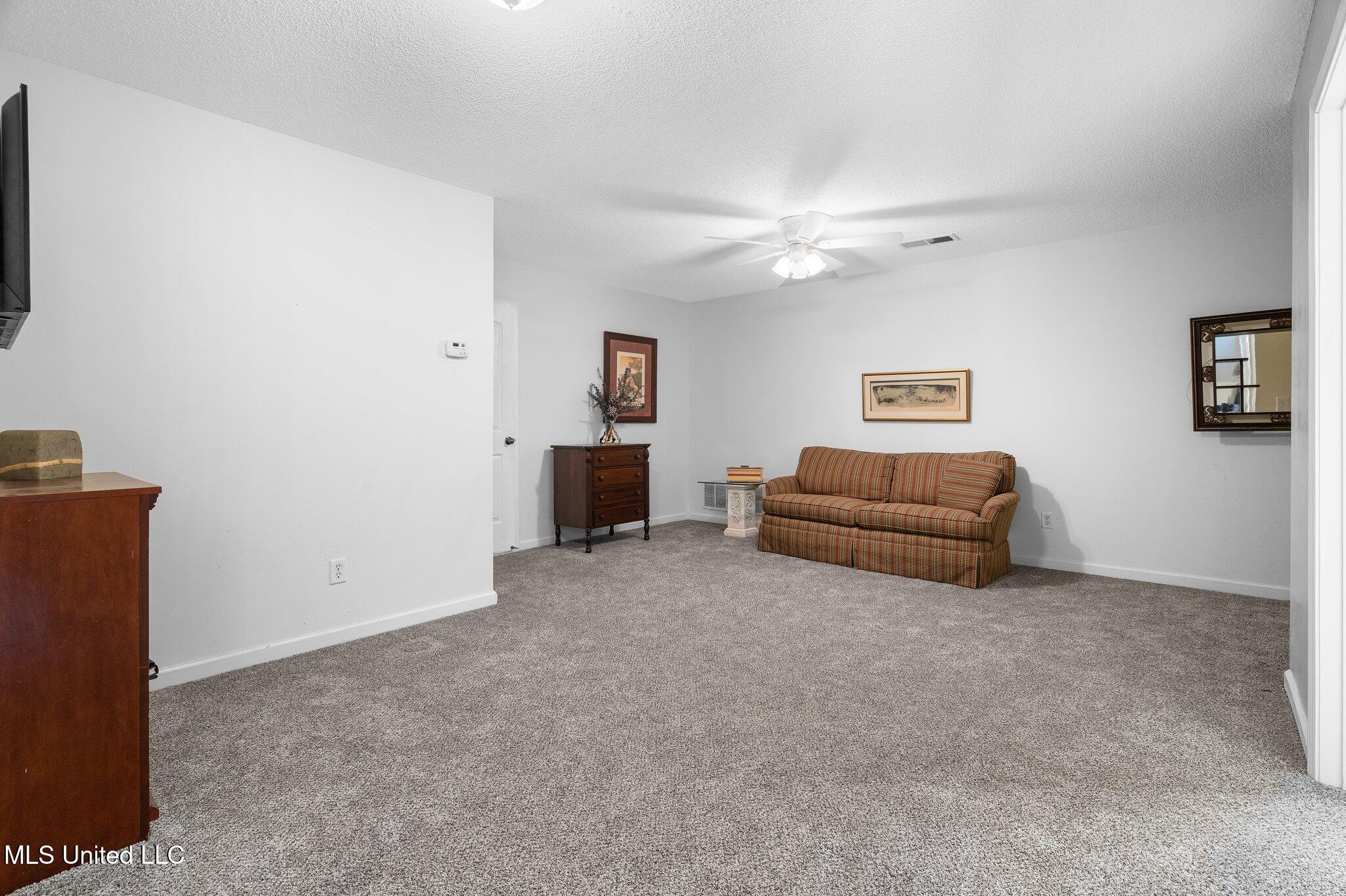 7199 Terrace Stone Drive Olive Branch, MS 38654 - Photo 28 of 49 29-web-or-mls-7199 Terrace Stone Dr-28