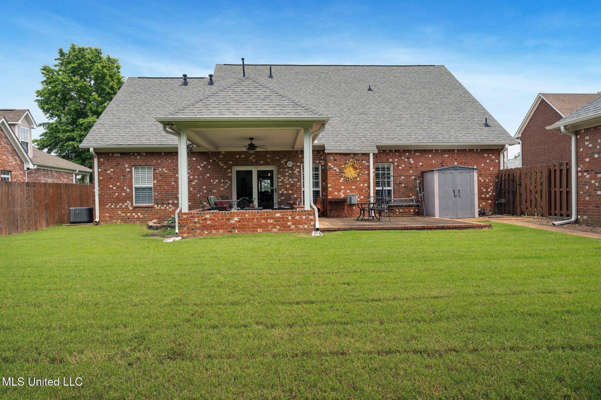 7199 Terrace Stone Drive Olive Branch, MS 38654 - Photo 34 of 49 35-web-or-mls-7199 Terrace Stone Dr-34