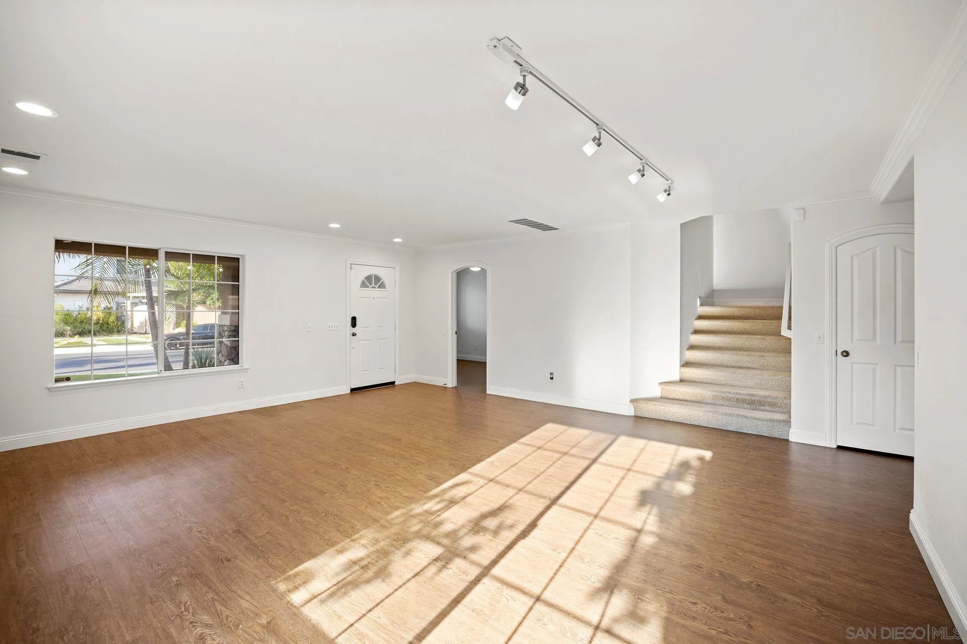 4305 Silver Spring Way Oceanside, CA 92057 - Photo 5 of 62 Gallery Image 5