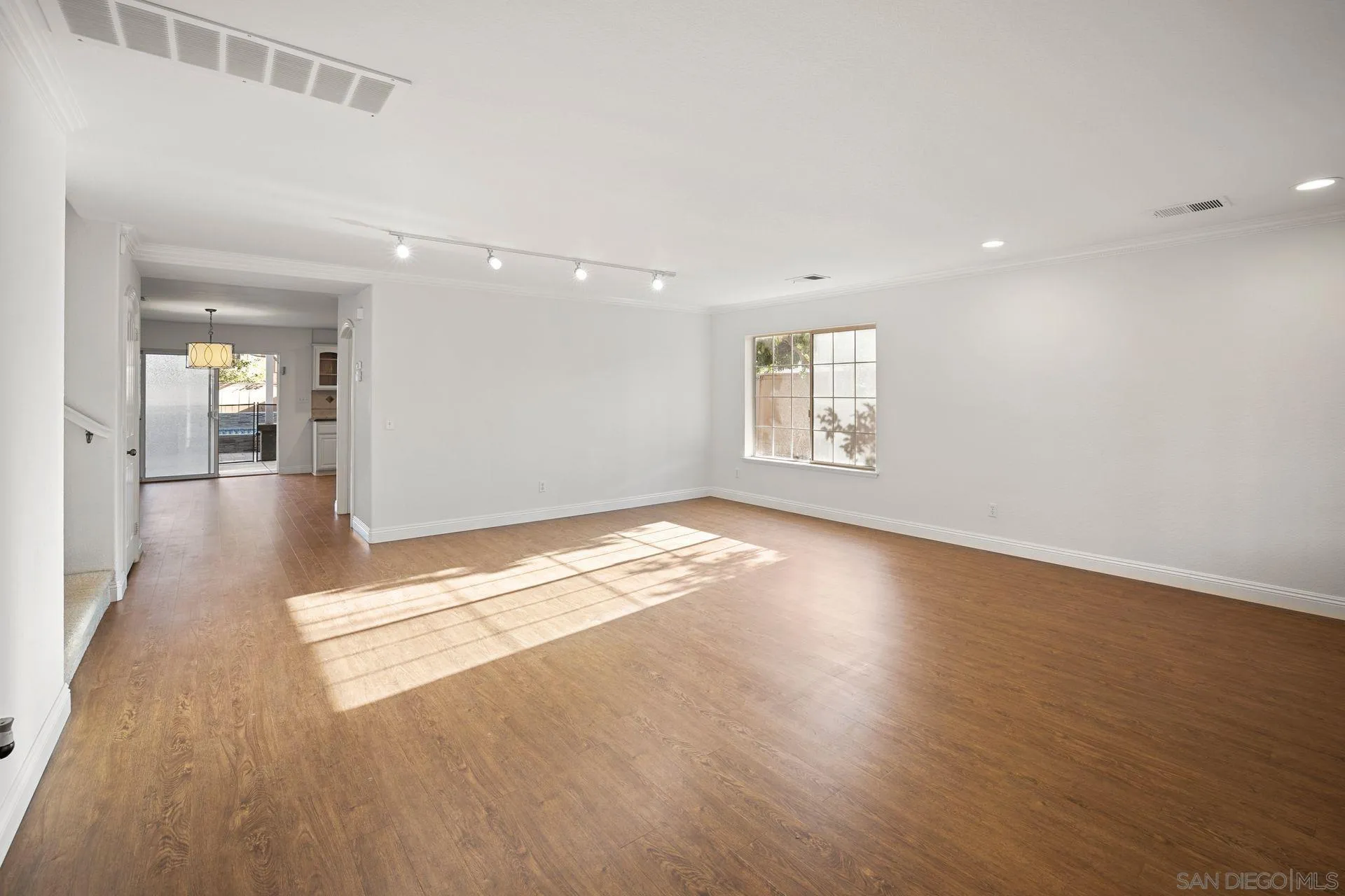 4305 Silver Spring Way Oceanside, CA 92057 - Photo 7 of 62 Gallery Image 7