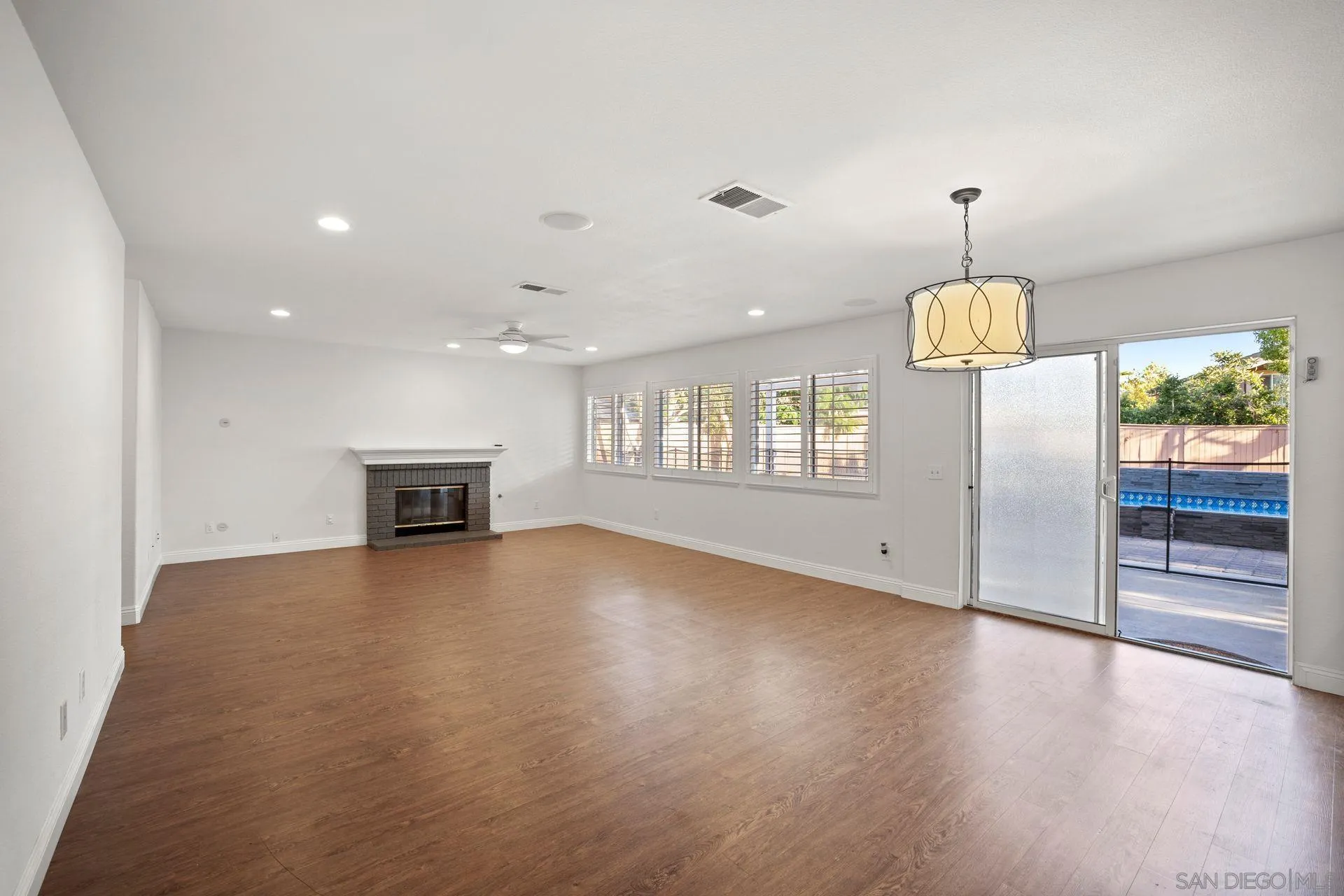 4305 Silver Spring Way Oceanside, CA 92057 - Photo 8 of 62 Gallery Image 8