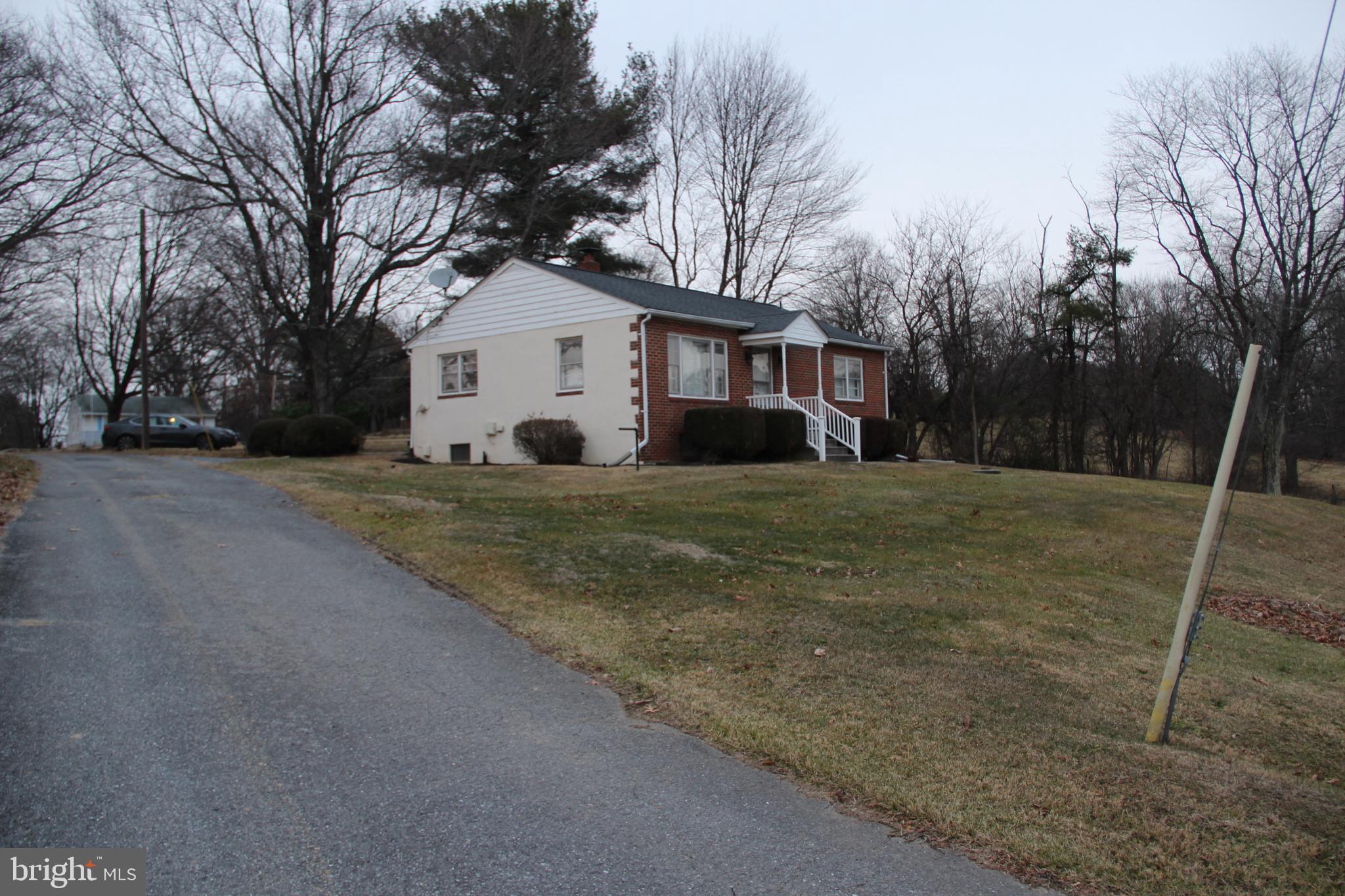 12701 Lewisdale Road Damascus, MD 20872 - Photo 5 of 21