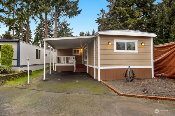 $125,000 | 7301 Northeast 175th Street, Unit 209, Kenmore, WA 98028