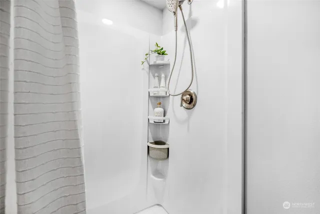 $140,000 | 7301 Northeast 175th Street, Unit 209, Kenmore, WA 98028