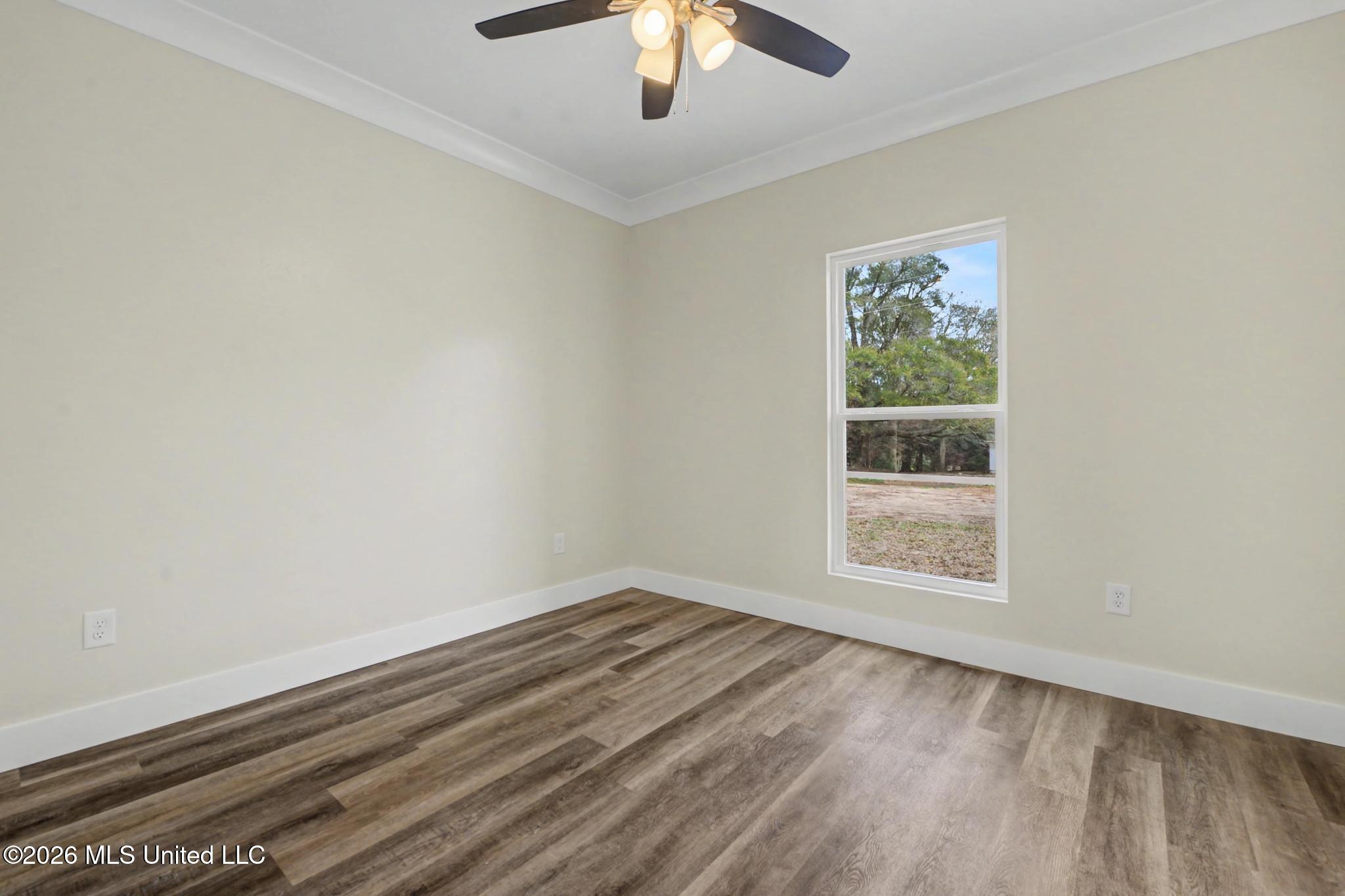 200 Webb Davis Road Lucedale, MS 39452 - Photo 24 of 32 024