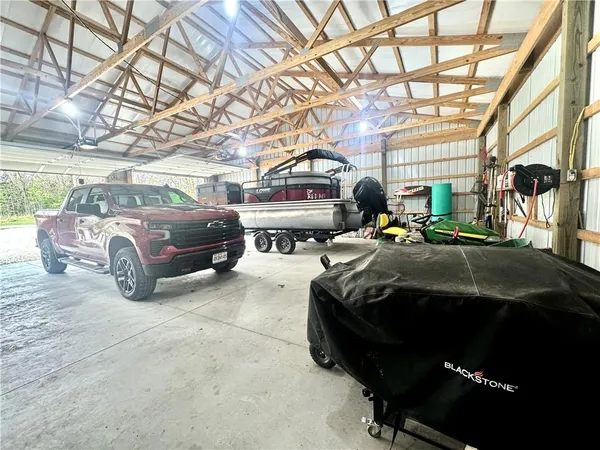 $400,000 | 26493 County Road 225, Flemington, MO 65650