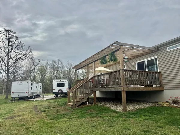 $400,000 | 26493 County Road 225, Flemington, MO 65650