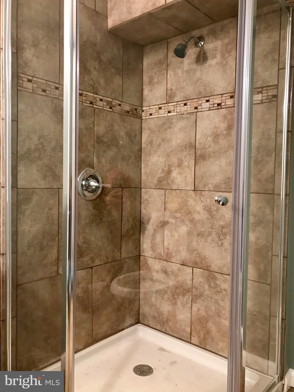 8017 Wynbrook Road Baltimore, MD 21224 - Photo 25 of 28 Bath