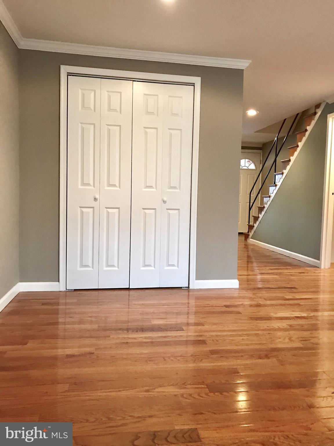 8017 Wynbrook Road Baltimore, MD 21224 - Photo 5 of 28 Interior (General)