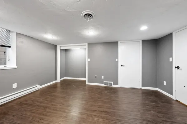 $349,900 | W3866 County Road South, Appleton, WI 54913