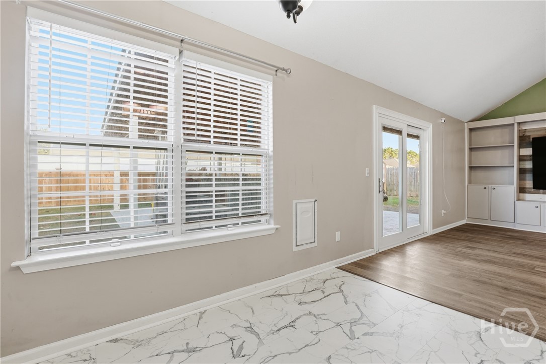 115 Aquinnah Drive Pooler, GA 31322 - Photo 10 of 35 Eat in Kitchen