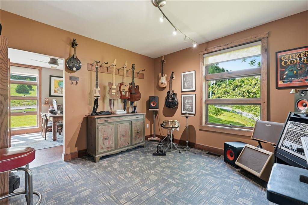 174 Barberry Road Sewickley, PA 15143 - Photo 19 of 48