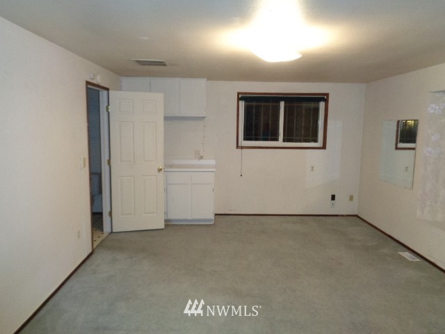 4945 Carpenter Road Southeast Olympia, WA 98513 - Photo 5 of 8 Gallery Image 5