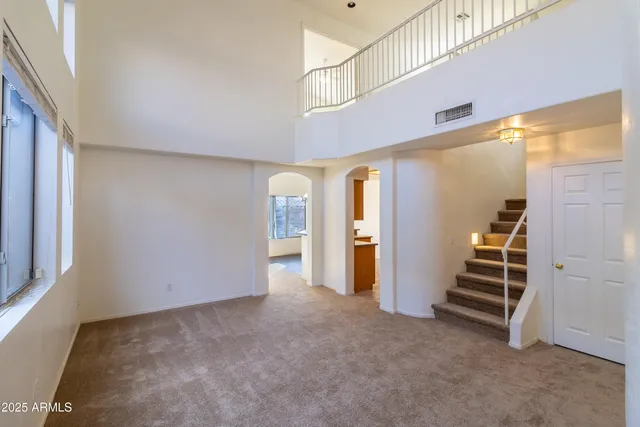 $1,995 | 10065 East Capri Avenue, Mesa, AZ 85208