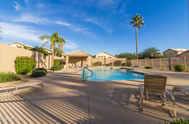 $1,995 | 10065 East Capri Avenue, Mesa, AZ 85208