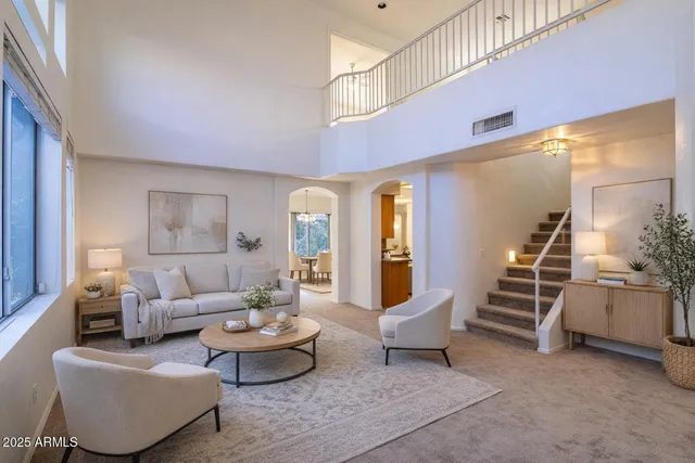 $1,995 | 10065 East Capri Avenue, Mesa, AZ 85208