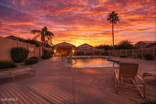 $1,995 | 10065 East Capri Avenue, Mesa, AZ 85208