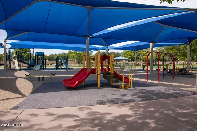 $1,995 | 10065 East Capri Avenue, Mesa, AZ 85208