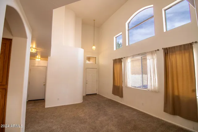 $1,995 | 10065 East Capri Avenue, Mesa, AZ 85208