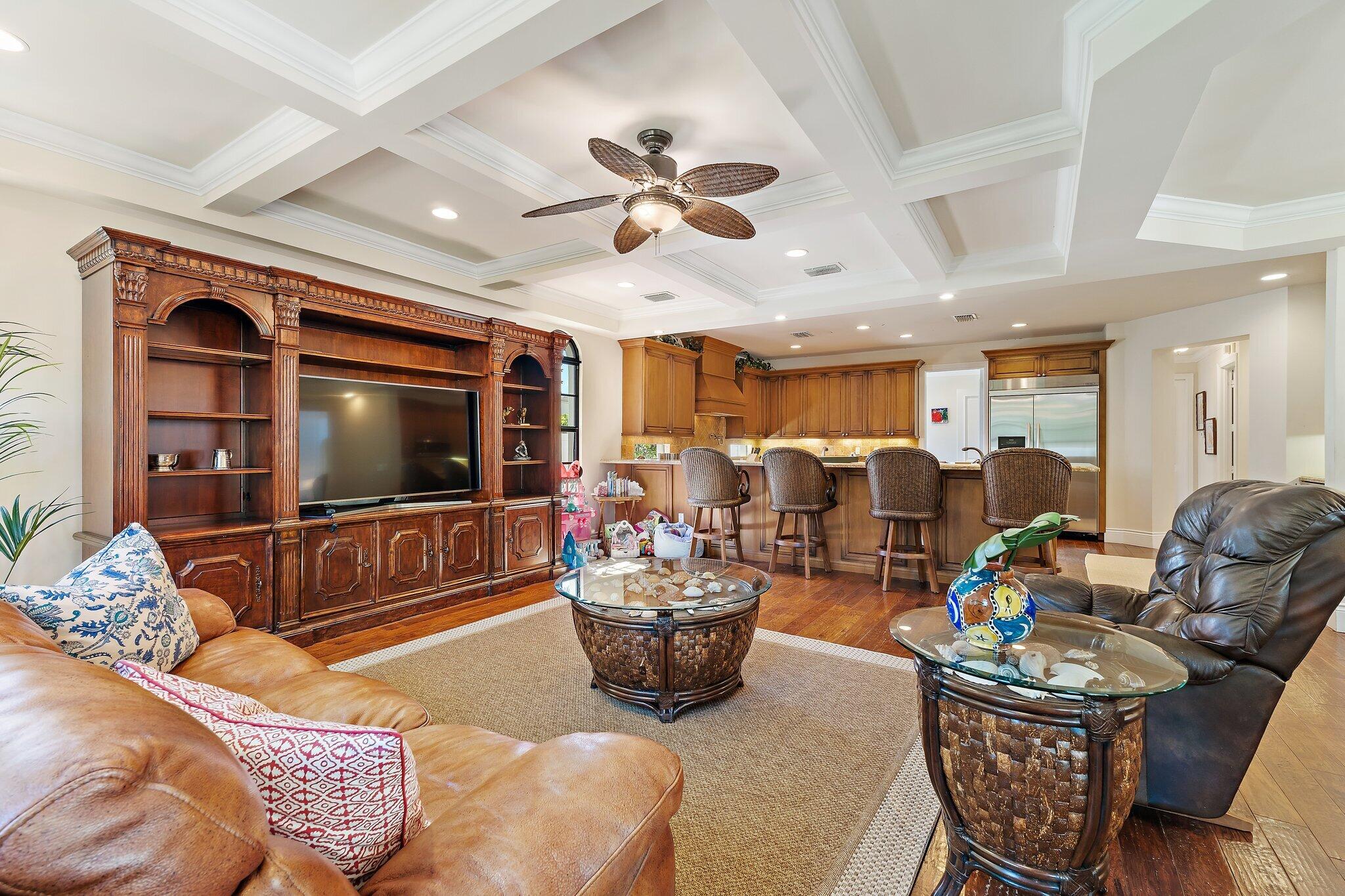 136 Lighthouse Drive Jupiter Inlet Colony, FL 33469 - Photo 12 of 67 Family Room