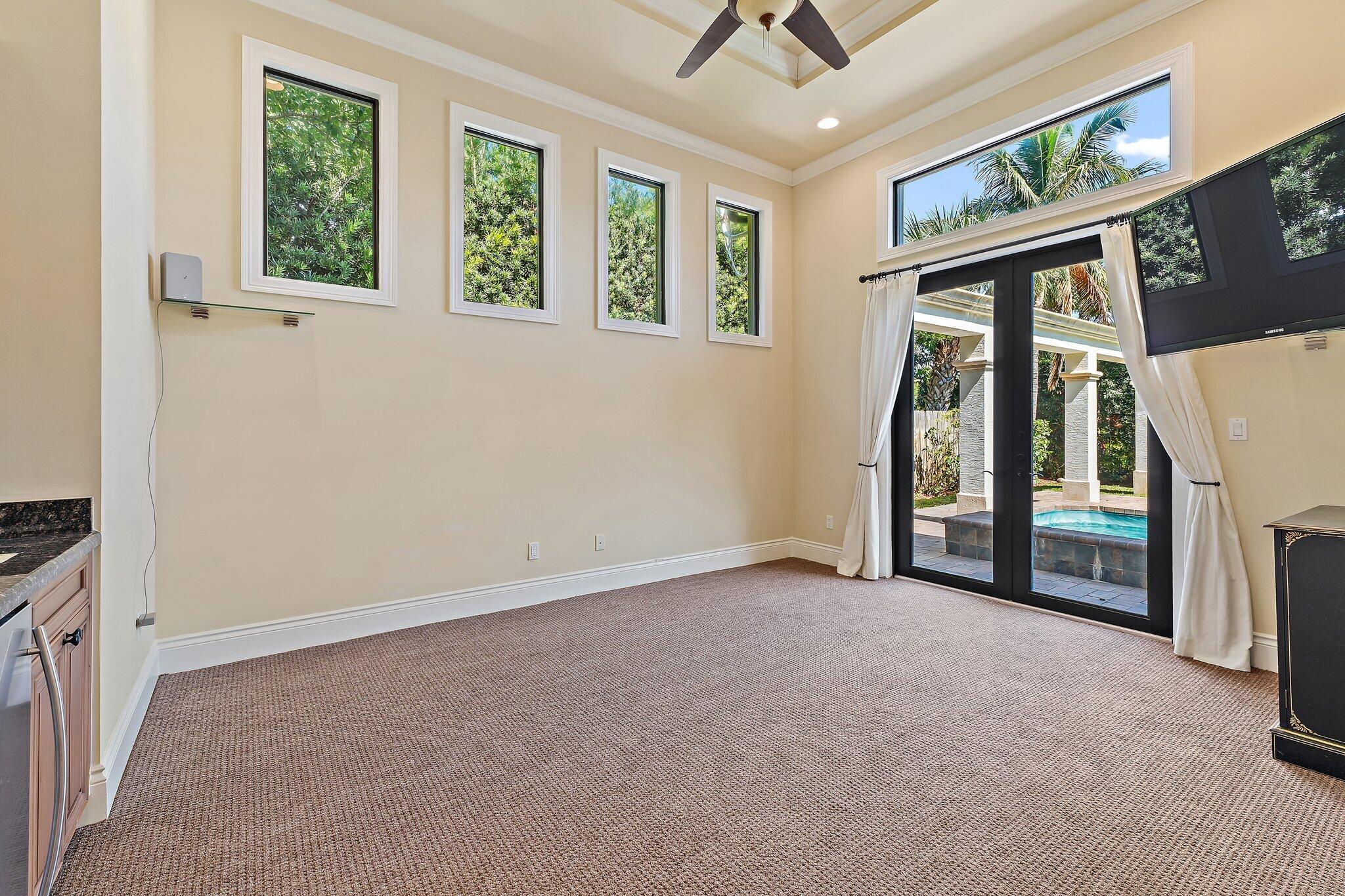 136 Lighthouse Drive Jupiter Inlet Colony, FL 33469 - Photo 18 of 67 1st FL Guest Suite