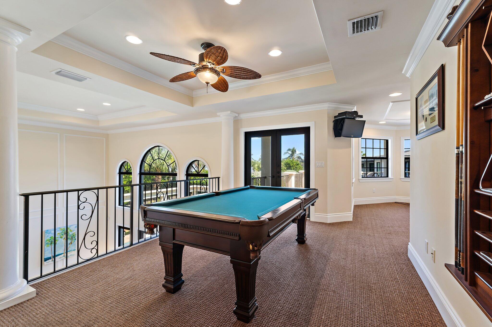 136 Lighthouse Drive Jupiter Inlet Colony, FL 33469 - Photo 25 of 67 2nd FL Loft Area