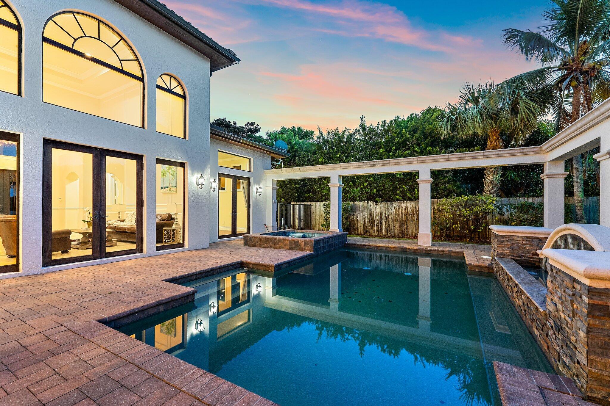 136 Lighthouse Drive Jupiter Inlet Colony, FL 33469 - Photo 42 of 67 Pool & Spa