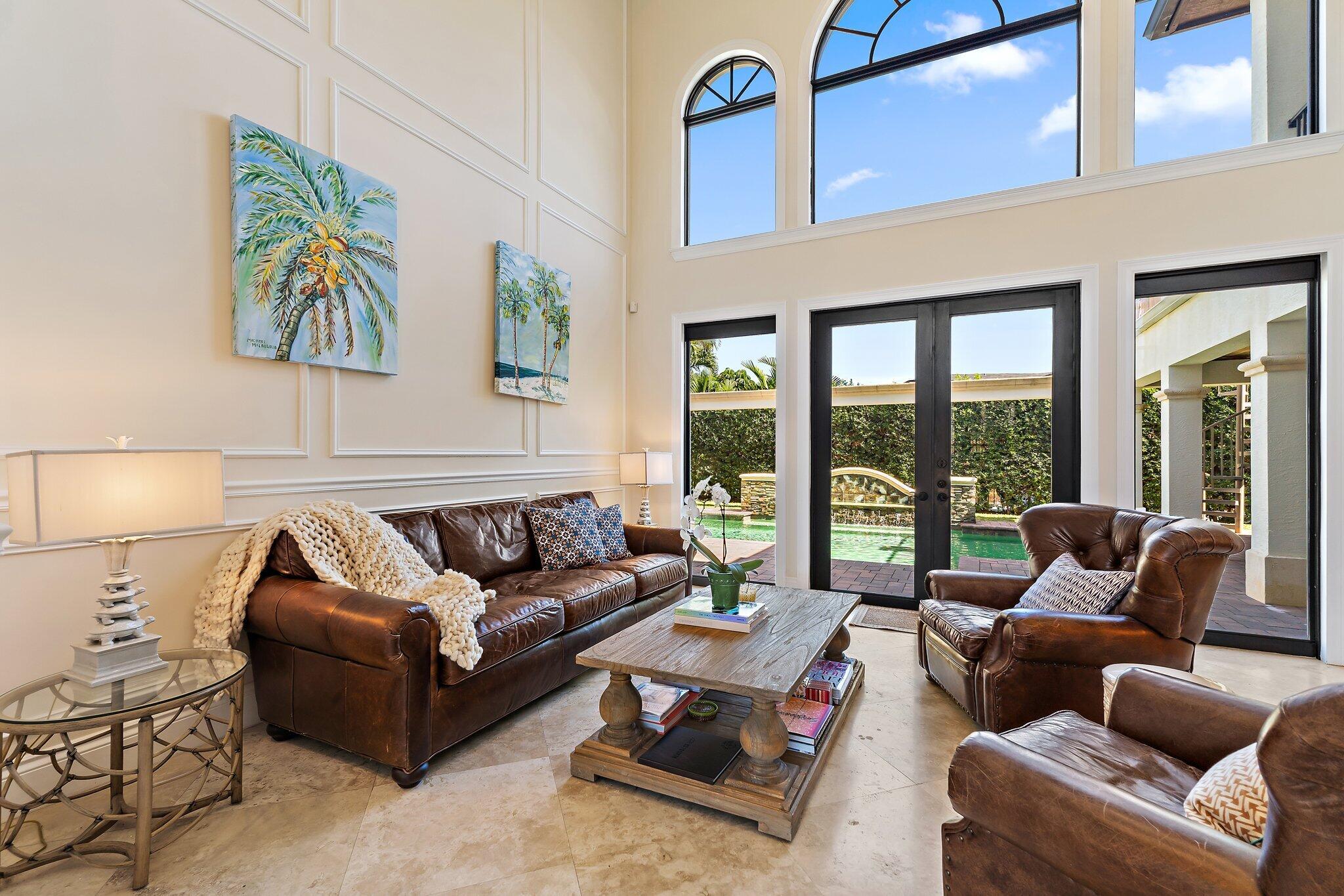 136 Lighthouse Drive Jupiter Inlet Colony, FL 33469 - Photo 47 of 67 Living Room