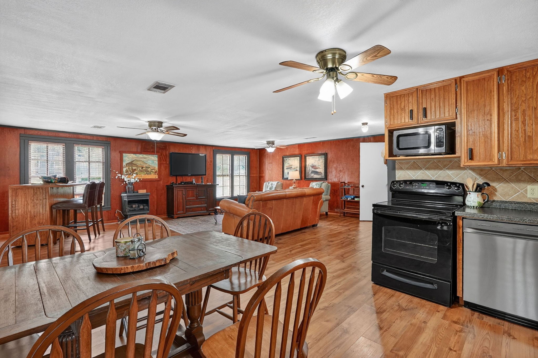 10329 Clyde Acord Road Franklin, TX 77856 - Photo 11 of 43 Gallery Image 11