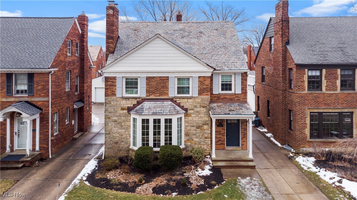 2463 Fenwick Road Cleveland, OH 44118 - Photo 1 of 46