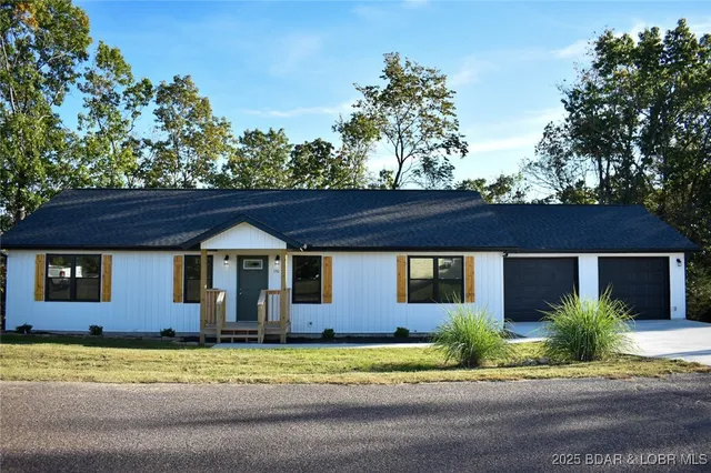 $319,000 | 190 Merlin Drive, Camdenton, MO 65020