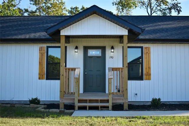 $319,000 | 190 Merlin Drive, Camdenton, MO 65020