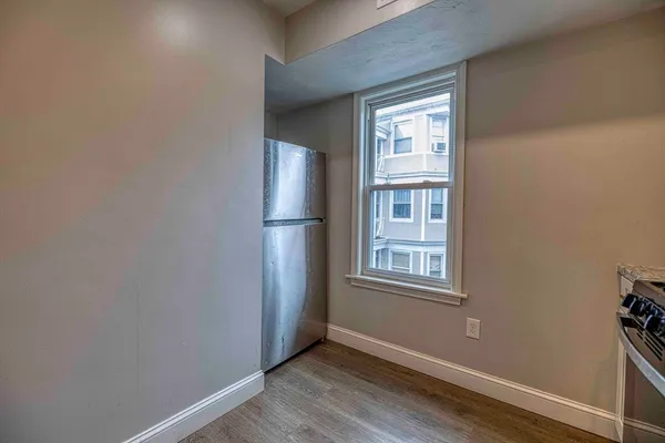 $2,200 | 1221 South Main Street, Unit 2, Fall River, MA 02724