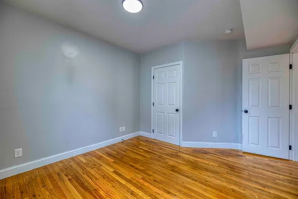 $2,200 | 1221 South Main Street, Unit 2, Fall River, MA 02724