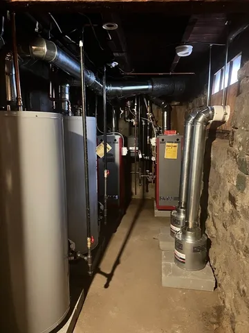 $4,800 | 678 Bennington Street, Unit 2, Boston, MA 02128